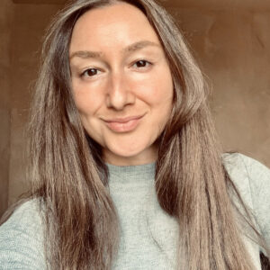 Portrait von Katharina Lorenz, Kuratorin der Ausstellung Bitterfelder Weg